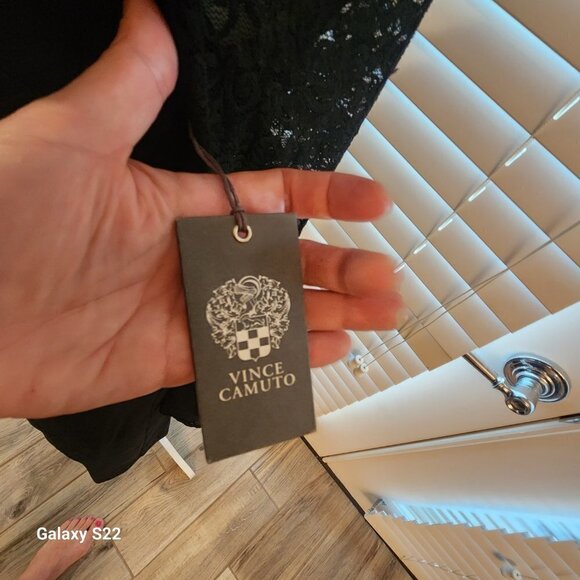 Vince Camuto Black Dress. NWT. Size 6 - Picture 4 of 12